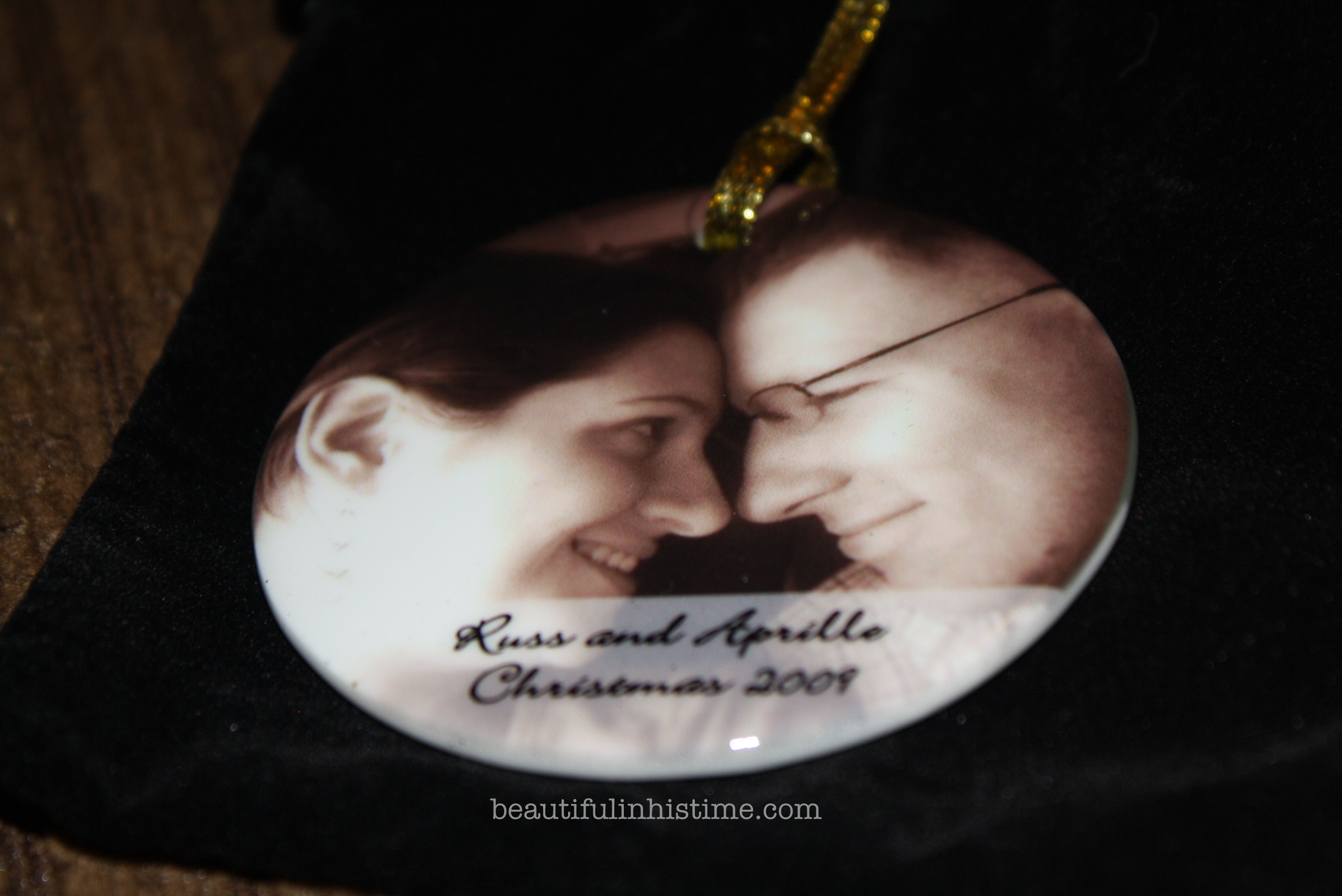 Our Christmas Ornament Tradition {with Personalization Mall} 