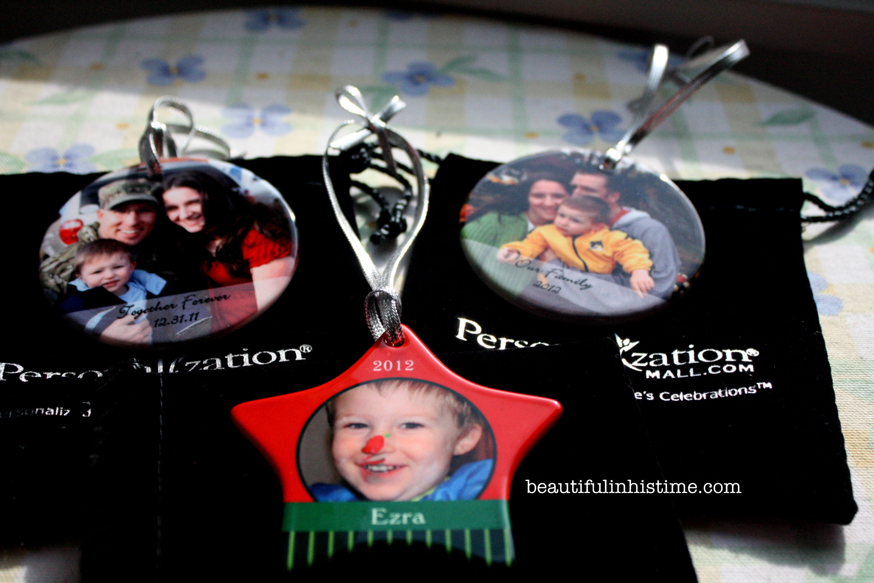 Our Christmas Ornament Tradition {with Personalization Mall} 