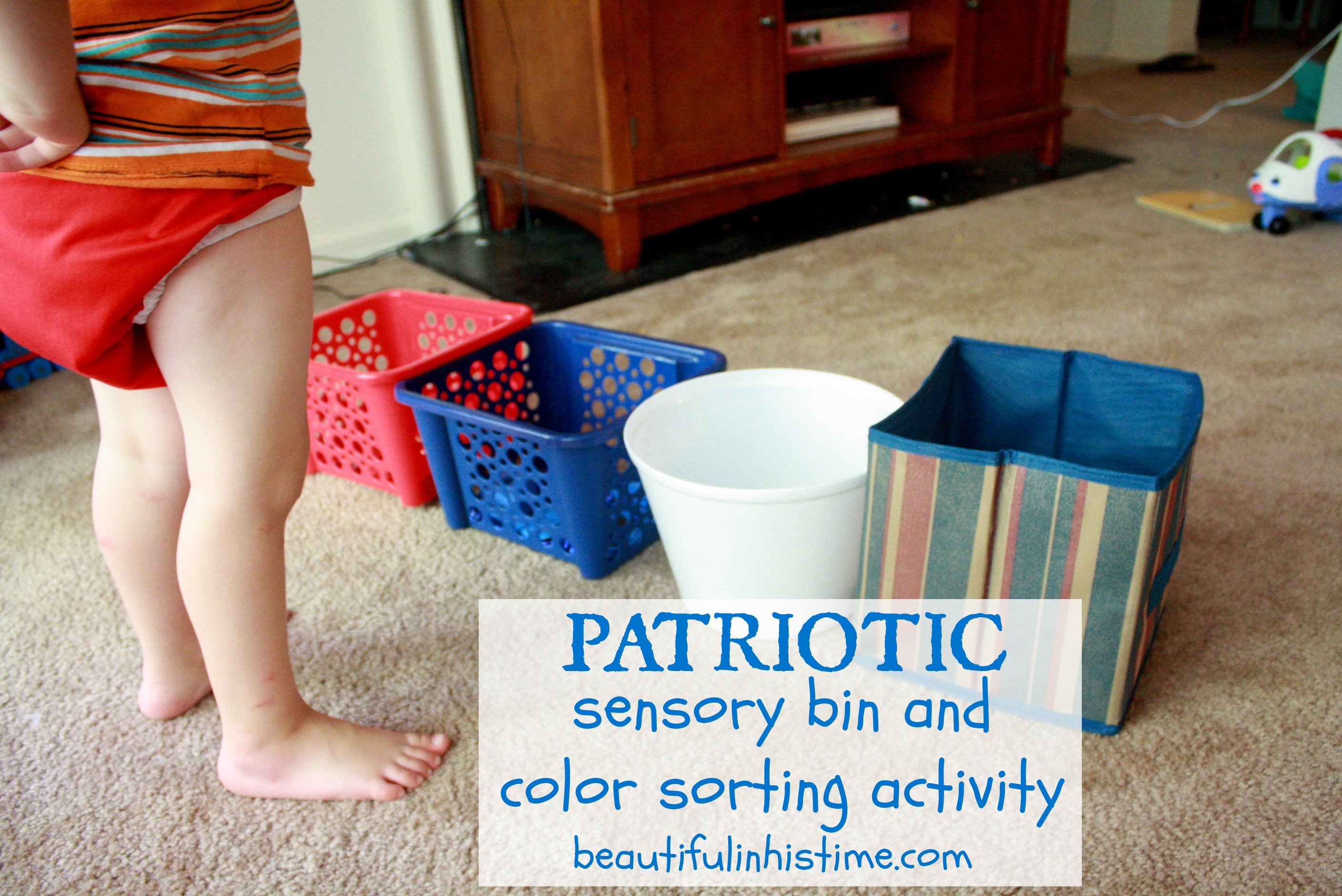#patriotic 4th of July sensory bin and color sorting activity @beautifulinhistime.com #sensorybin #preschool #homeschool