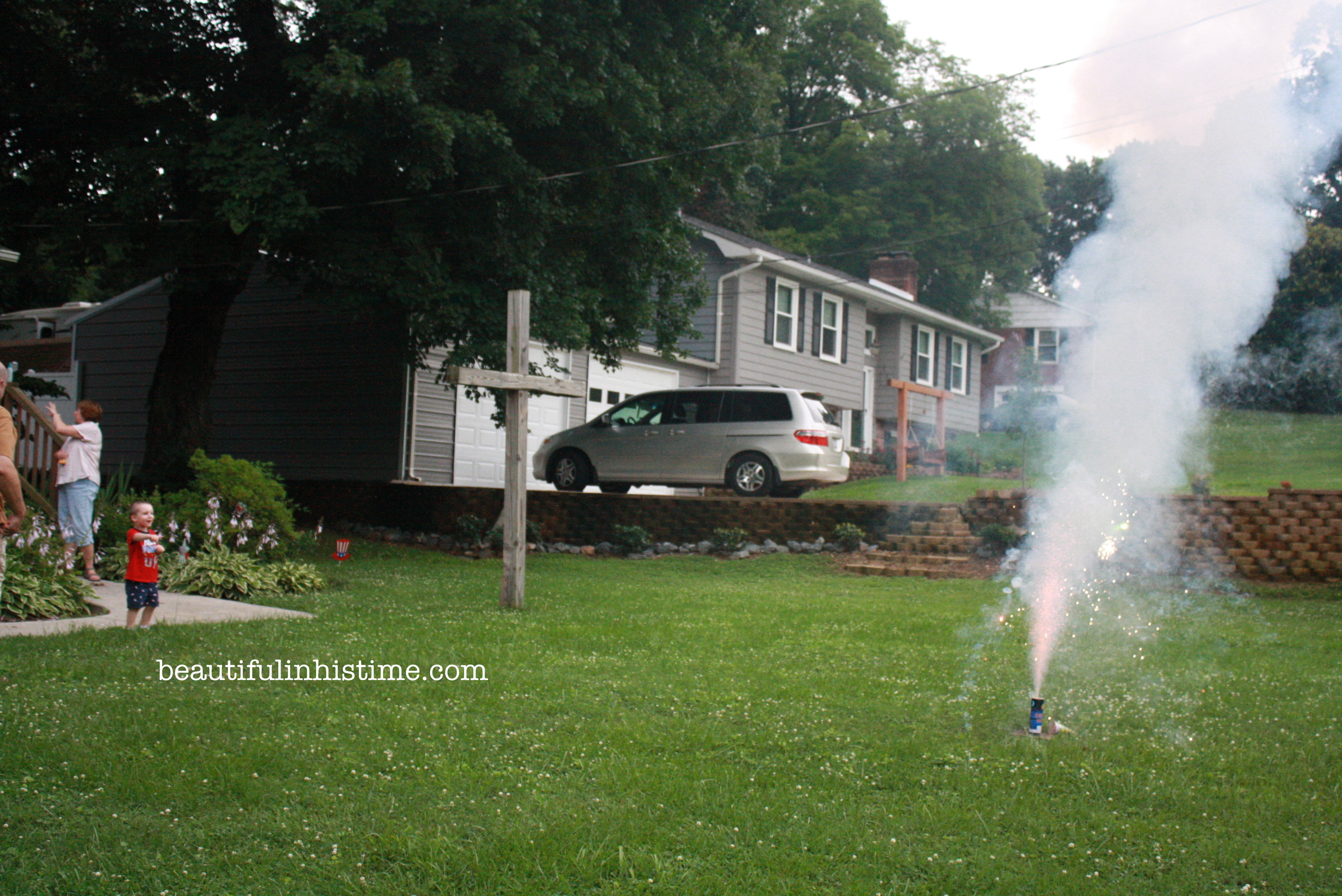 fireworks with grandpa A Birthday Party for America! #birthday #america #4thofjuly #independenceday #party #birthdayparty