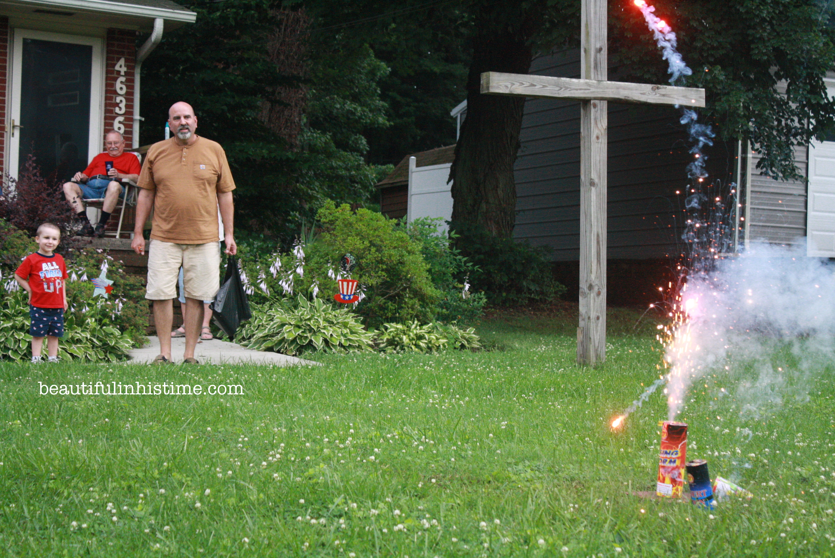 fireworks with grandpa A Birthday Party for America! #birthday #america #4thofjuly #independenceday #party #birthdayparty