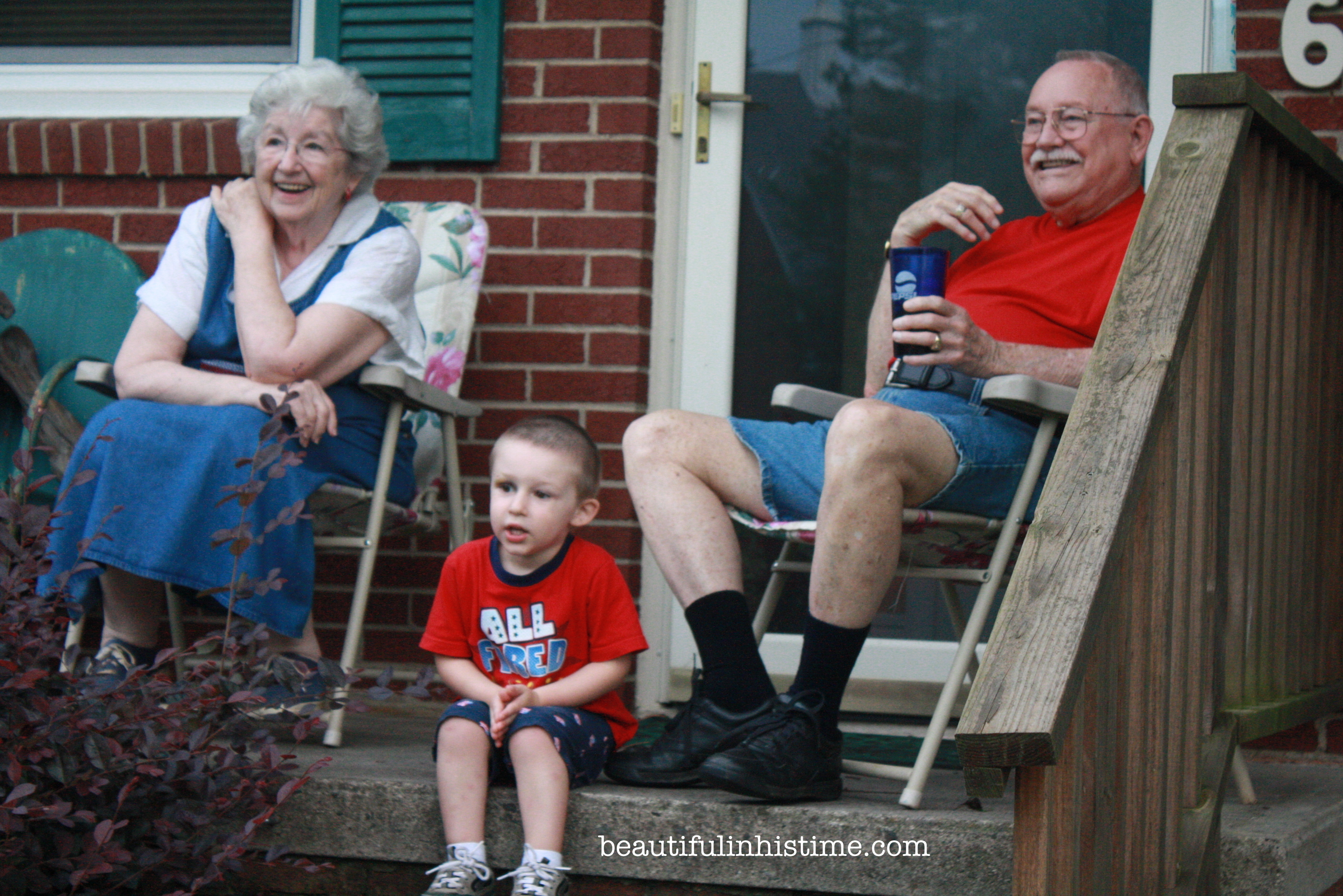 fireworks with grandpa A Birthday Party for America! #birthday #america #4thofjuly #independenceday #party #birthdayparty