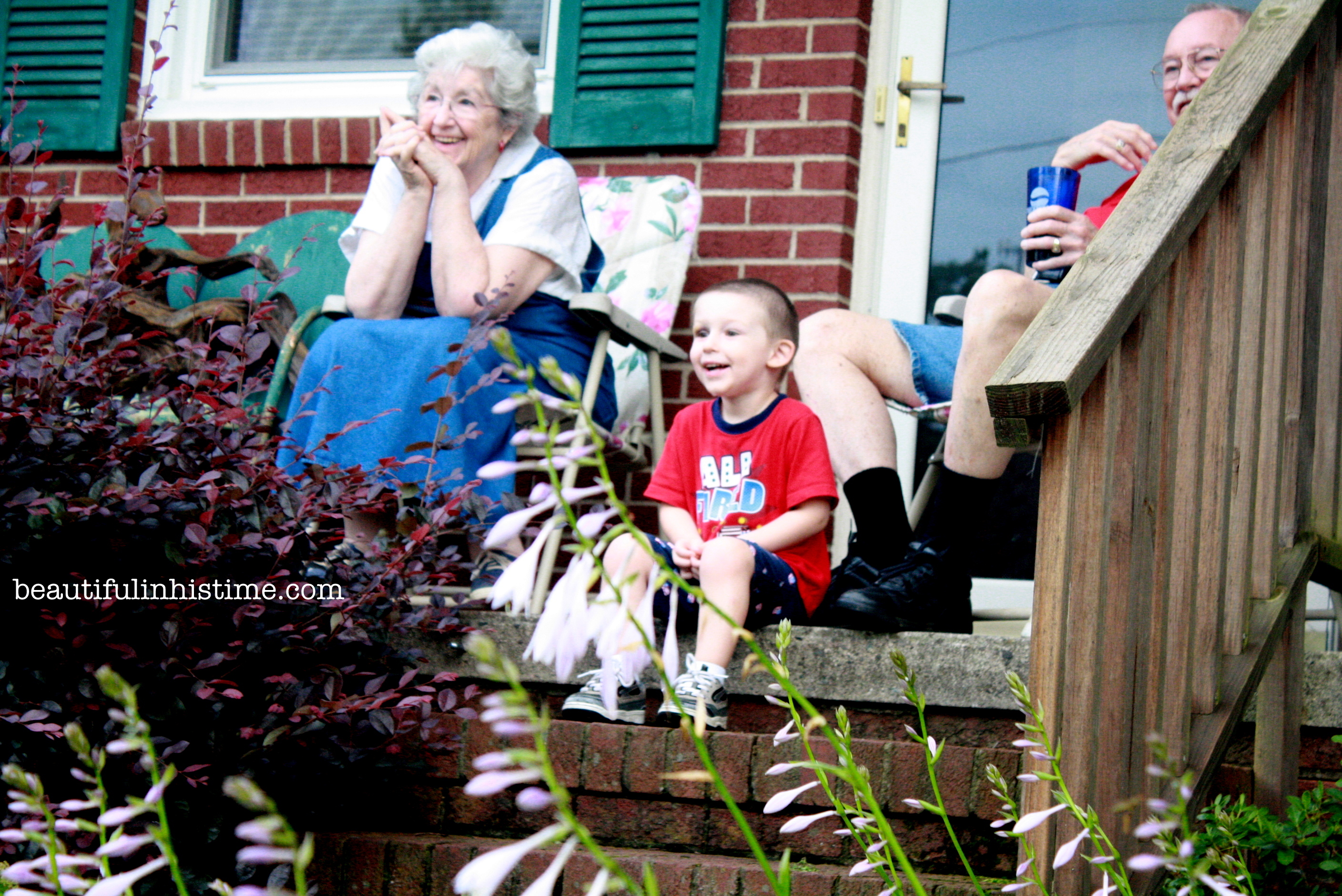 fireworks with grandpa A Birthday Party for America! #birthday #america #4thofjuly #independenceday #party #birthdayparty