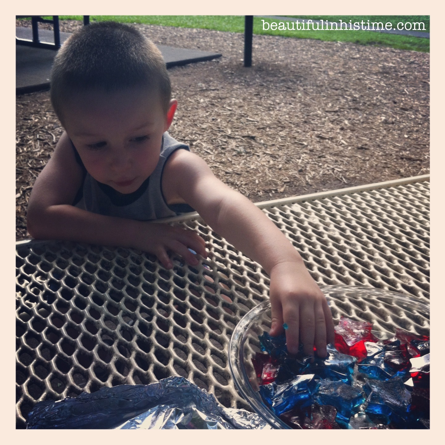 Star red and blue jello blocks #patriotic #preschool #homeschool #4thofjuly #independenceday